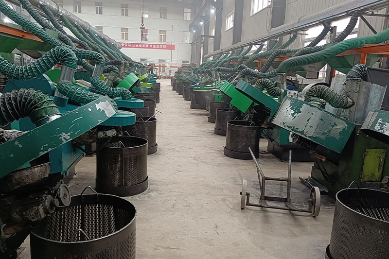 XINRUIFENG FASTENER SCREW TECHNOLOGY MANUFACTURER THREAD ROLLING WORKSHOP PLANT (1)